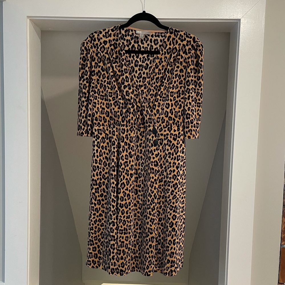 Leopard print maternity dress